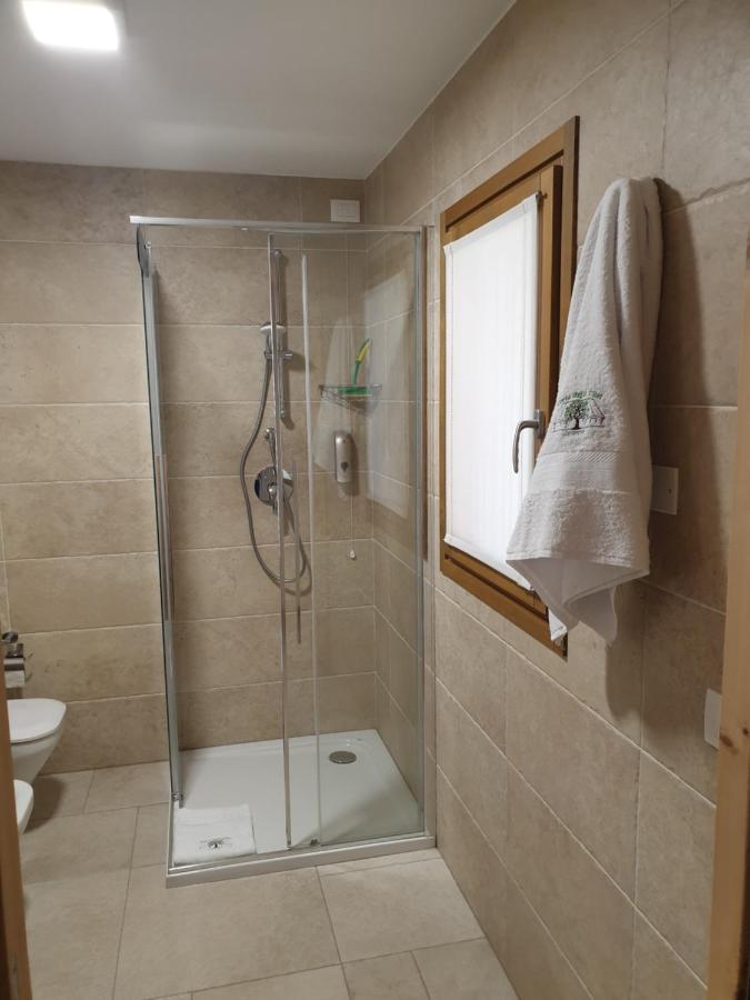 Agriturismo Corte Degli Ulivi カポテッラ エクステリア 写真