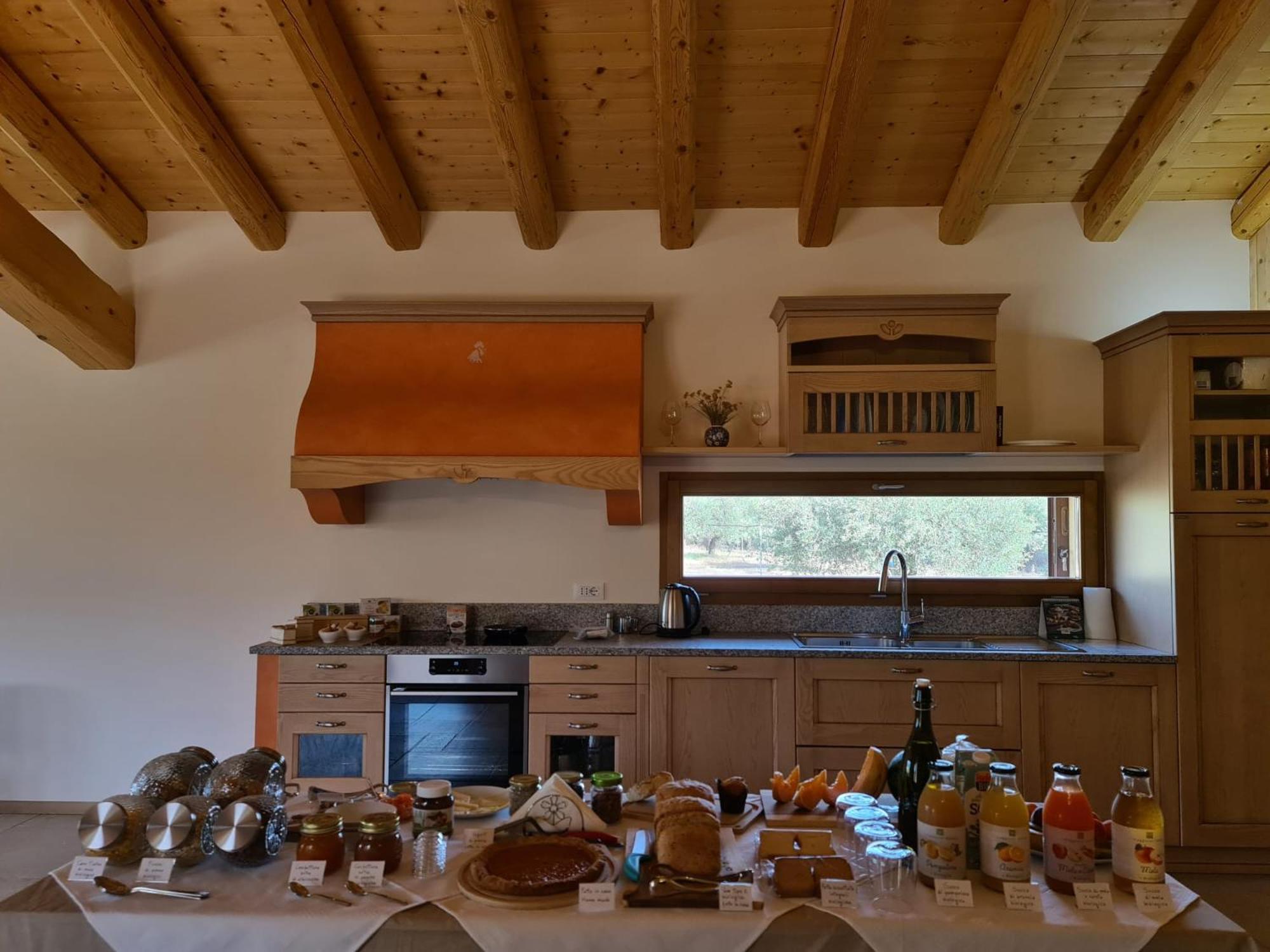 Agriturismo Corte Degli Ulivi カポテッラ エクステリア 写真